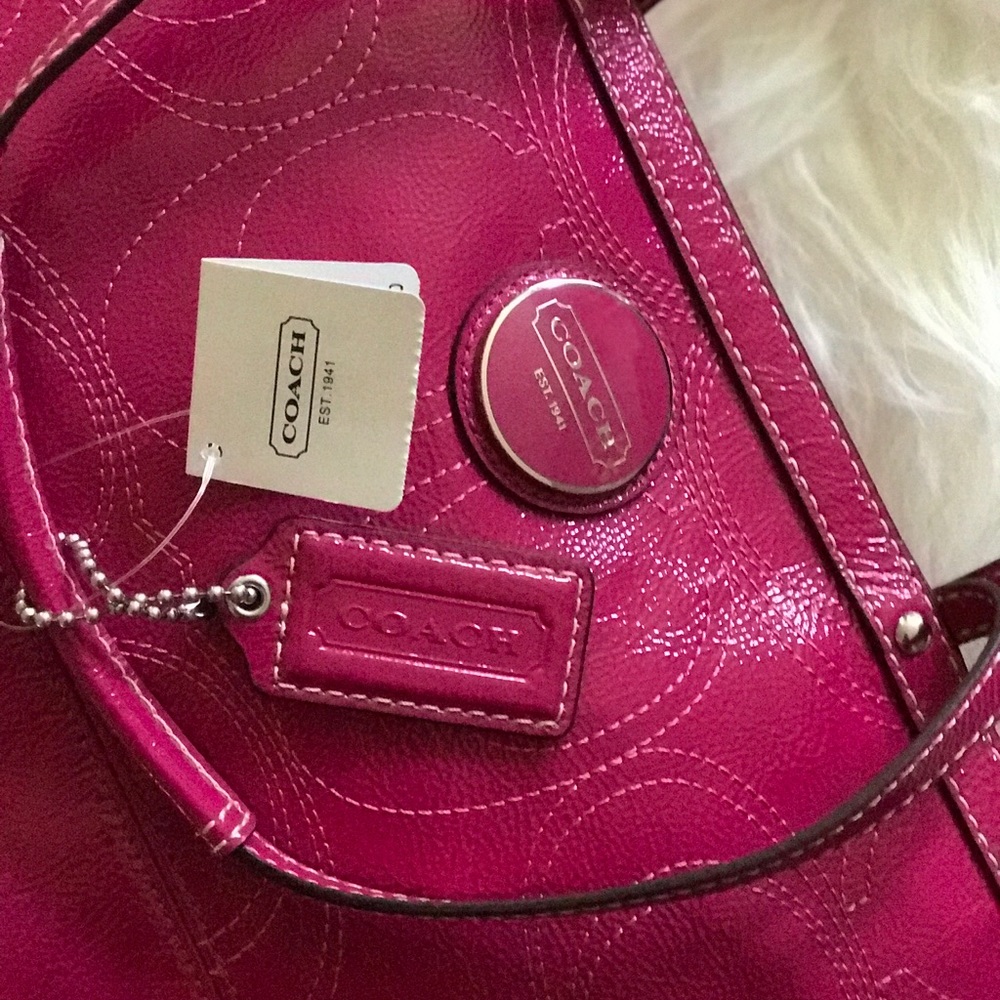 Authentic COACH Signature Tote in Raspberry - Picture 2 of 6